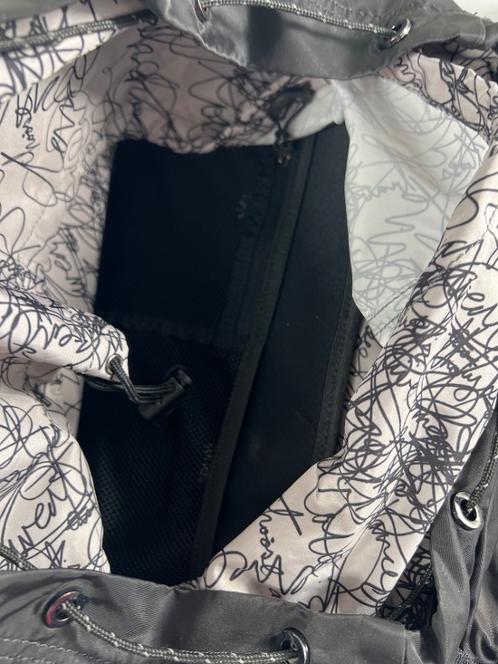 Lululemon Wanderlust Rucksack Black VERY RARE main image 5